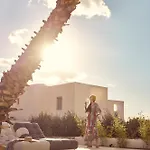 Helius Villa Alikí